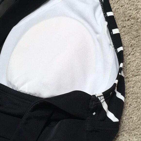 NIKE high neck swimsuit. NWOT - Picture 8 of 8